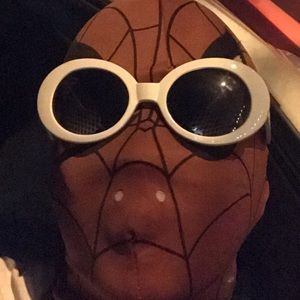 Meet your Posher, Ethan